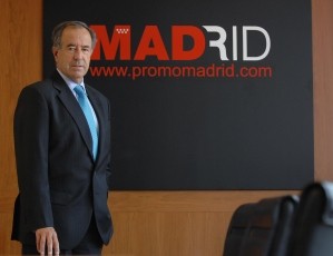 Immagine in primo piano per articolo con titolo: El apoyo a los empleados de Promomadrid causa el cese de su presidente Jesús Sainz