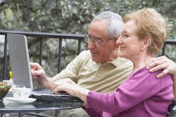 Los mayores de la Comunidad de Madrid son los que más usan las nuevas tecnologías