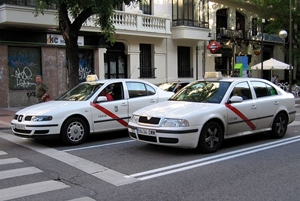 Los taxistas madrileños convocan una manifestación contra Uber