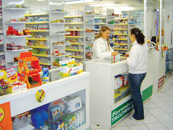 Mayor comunicación digital para mejorar la relación entre laboratorios y farmacias