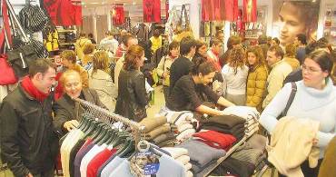 El comercio textil cierra la temporada de rebajas con aumento de ventas