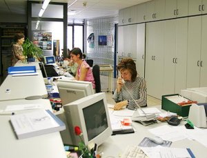 El 85% de las secretarias utiliza whatsapp para hablar con sus responsables