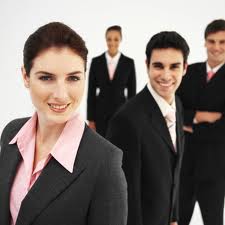 Aún existe brecha salarial entre hombres y mujeres