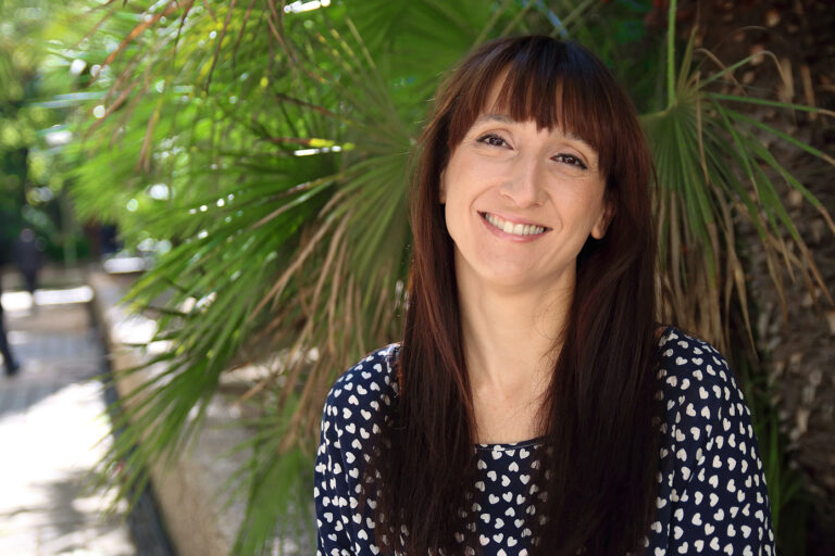 "Creando Diálogos nace con el objetivo de dar apoyo a personas en una situación difícil"