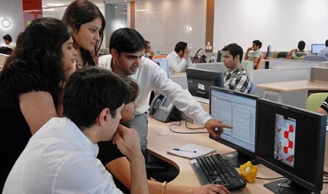 Siete de cada diez empresas prevé contratar en 2016