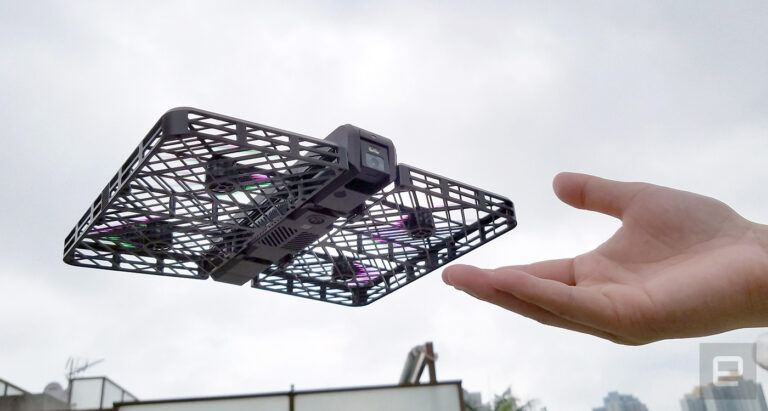 Hover, el selfie que te persigue