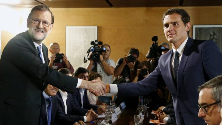 El pacto entre PP y Ciudadanos afecta  a la jornada laboral