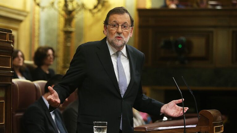 Rajoy se acuerda de los autónomos en su discurso de investidura