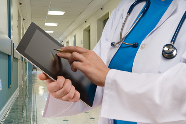 Transformación digital y movilidad, los grandes retos del sector sanitario