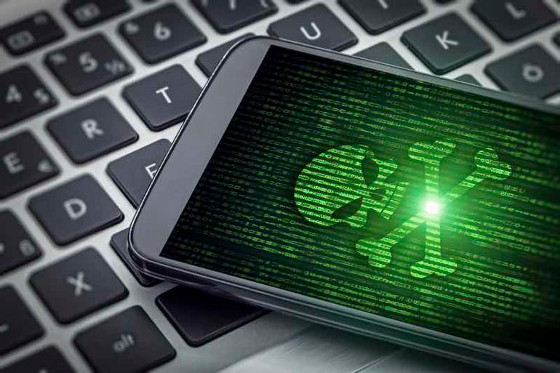¡Un antivirus para móviles que esconde malware!