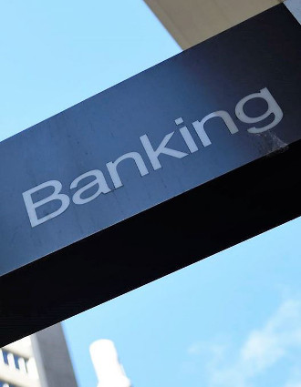 Los bancos necesitan nuevos modelos de negocio
