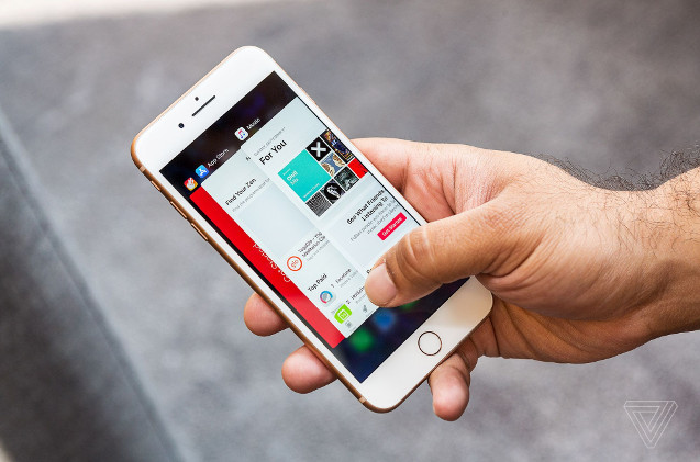 Banca March ofrece a sus clientes el servicio Apple Pay