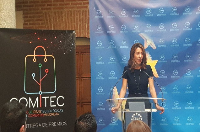 La Secretaria de Estado de #comercio Xiana Mendez, clausura el acto de entrega de premios del I #Concurso de Ideas Tecnológicas para el Comercio Minorista.