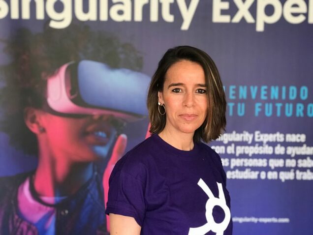 Una mujer emprendedora y una startup innovadora
