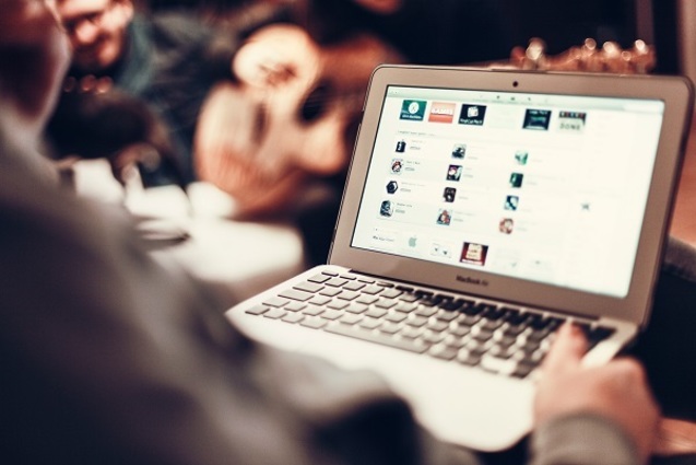 El 84% de los españoles elige el email como canal de contacto con las marcas