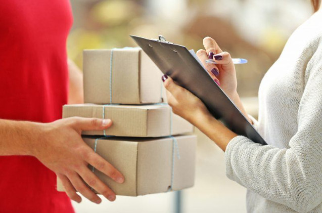 3 trucos para saber si merece la pena financiar las compras de Navidad con tarjetas de crédito