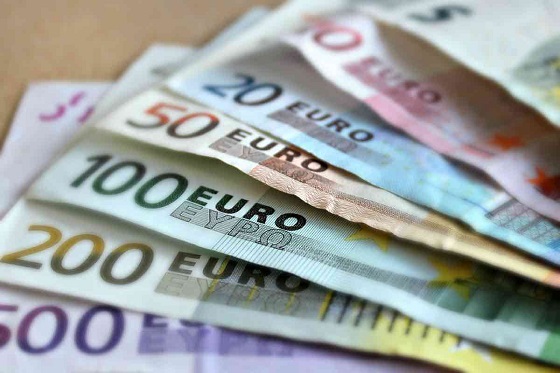 3 de cada 4 empresas españolas creen en una sociedad sin efectivo en menos de 10 años