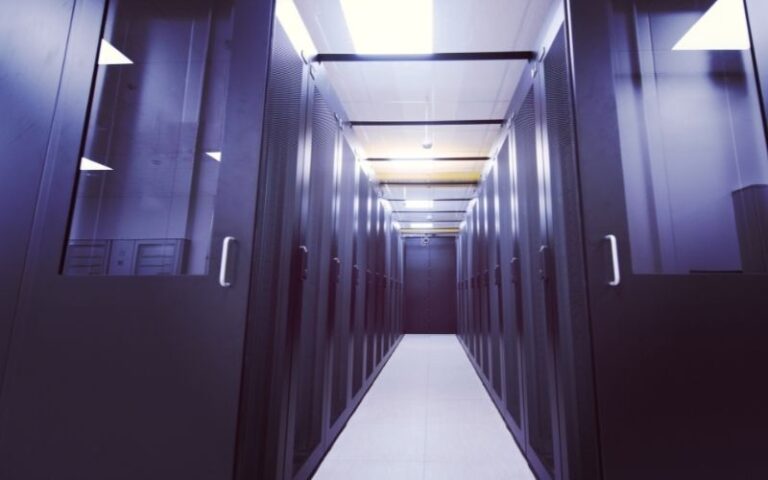 ¿En qué consiste un Hosting Reseller?