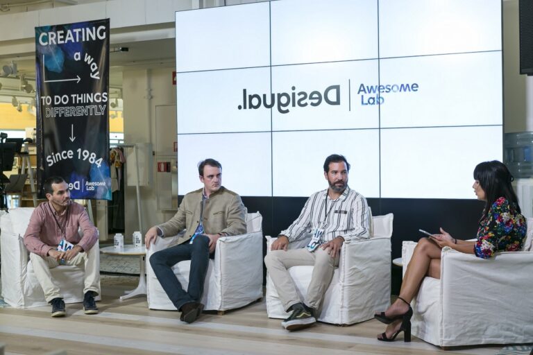 Leggi l'articolo Desigual presenta la primera selección de startups para su aceleradora Awesome Lab