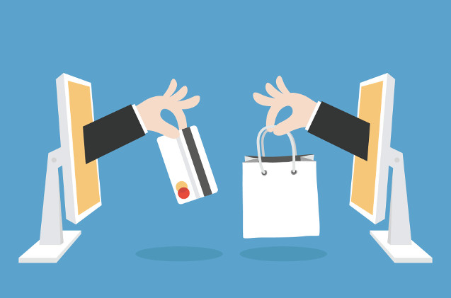8 de cada 10 españoles asegura haber realizado compras por internet durante el último mes