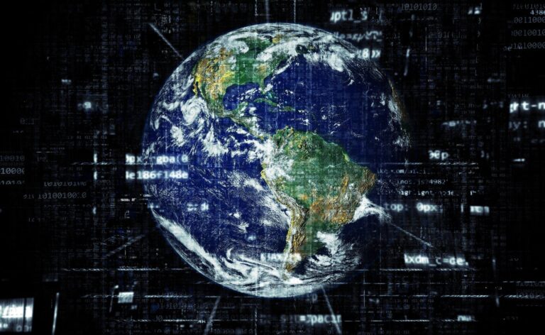 Tendencias tecnológicas 2022: Hiperautomatización, Realidad Virtual y Ciberseguridad