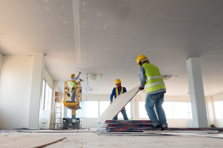 La reforma laboral afectará a más de 300.000 trabajadores del sector de la construcción