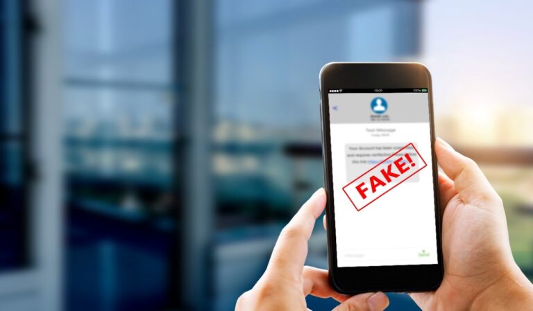 Cómo detectar un SMS fraudulento