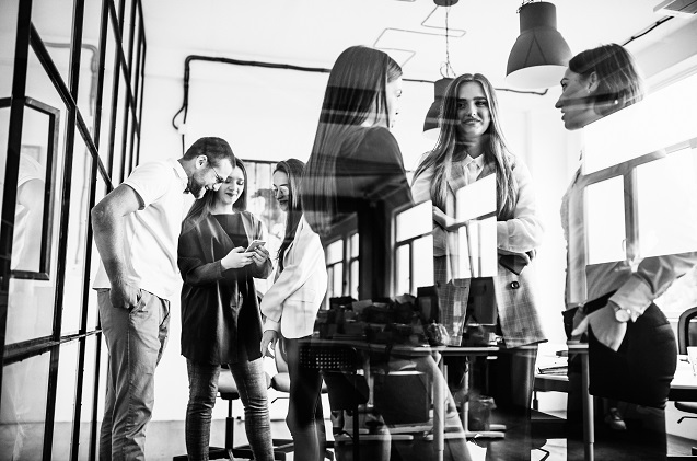 ¿Cómo deben prepararse las organizaciones para implantar el trabajo híbrido?