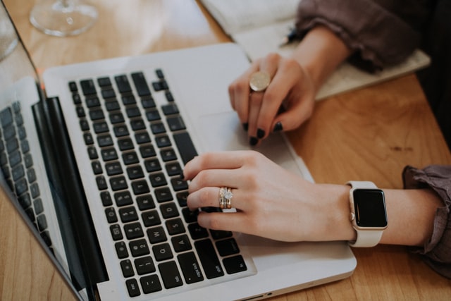 Estudiar marketing, la ventaja competitiva para destacar en los negocios