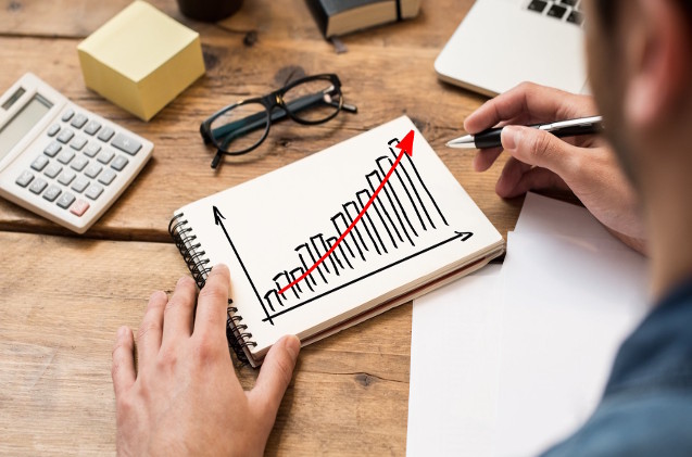 El 64% de los españoles prefiere invertir en criptomonedas y NFTs frente a los activos tradicionales
