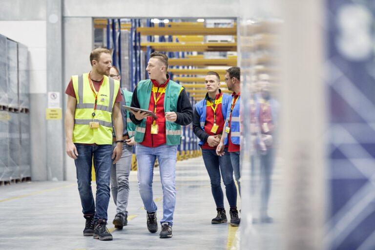 El 19,6% de los puestos de trabajo que cuesta cubrir se aglutina en el sector Transporte y almacenamiento