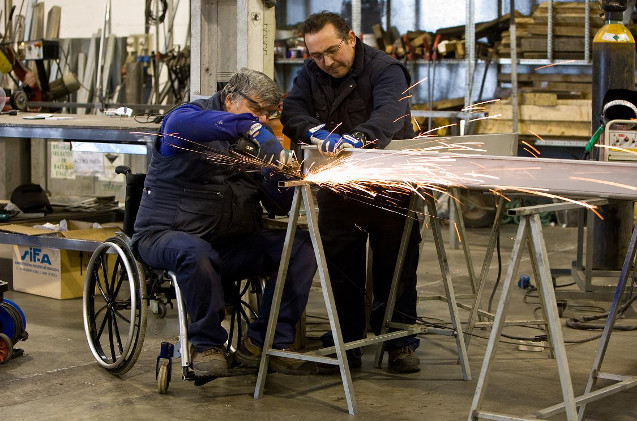 Los avances tecnológicos favorecen el empleo de personas con discapacidad