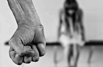 Las desempleadas víctimas de la violencia de género creen que existen prejuicios para contratarlas