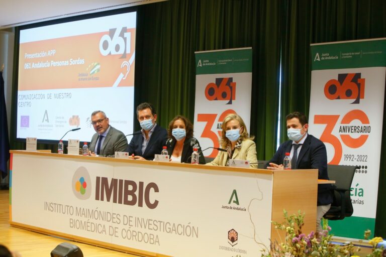 Salud y Consumo pone en marcha la aplicación móvil gratuita "061 Andalucía Personas Sordas"
