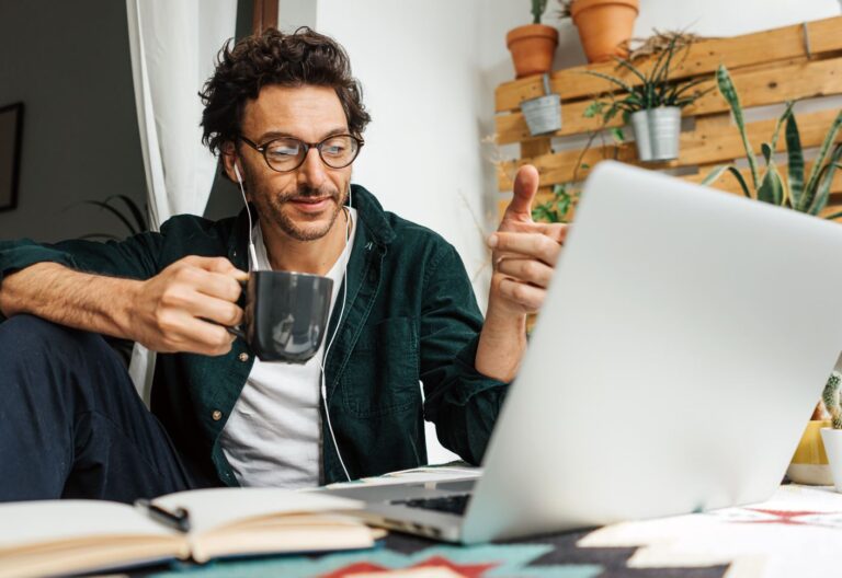 UCaaS, el modelo de trabajo híbrido que ahorra en costes