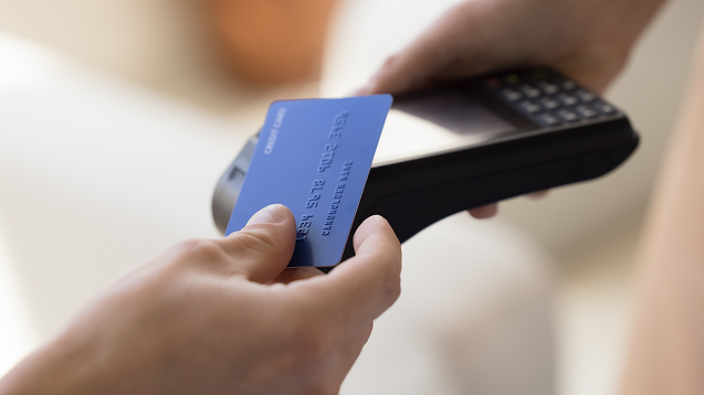 El 73% de los usuarios sigue prefiriendo la tarjeta para pagar en los comercios